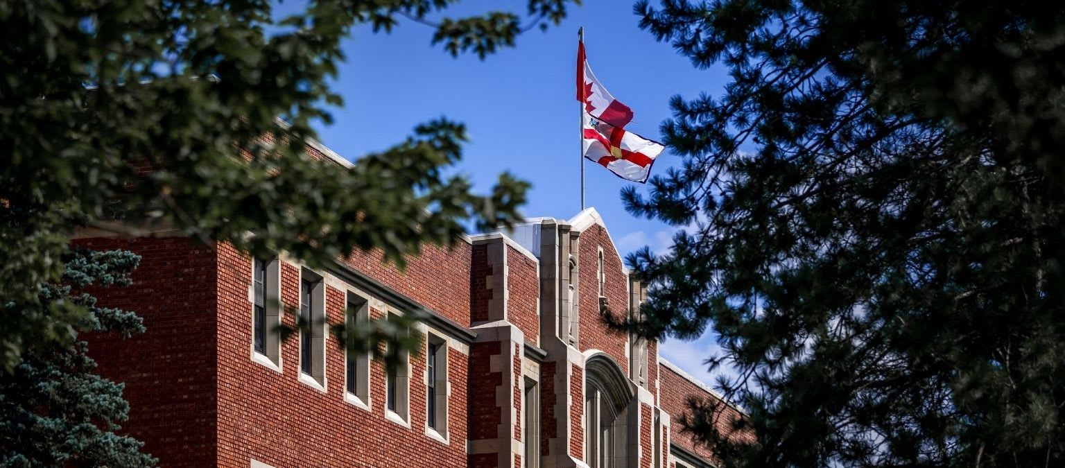 Bishop's College School (BCS)